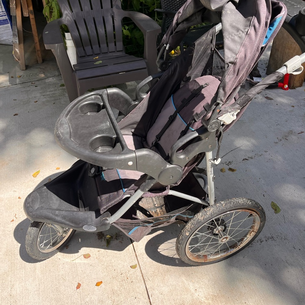 Black and Gray Jogging Stroller